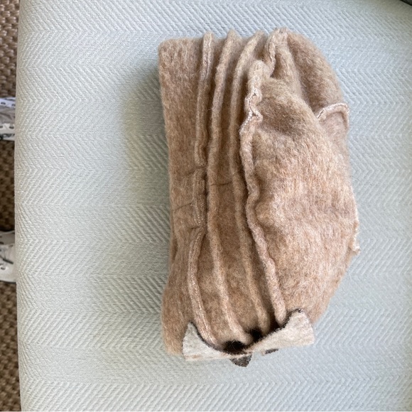 Lafenice Wool Hat Italy Flower - Picture 4 of 7